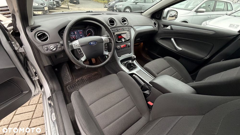 Ford Mondeo 2.0 TDCi Titanium - 8