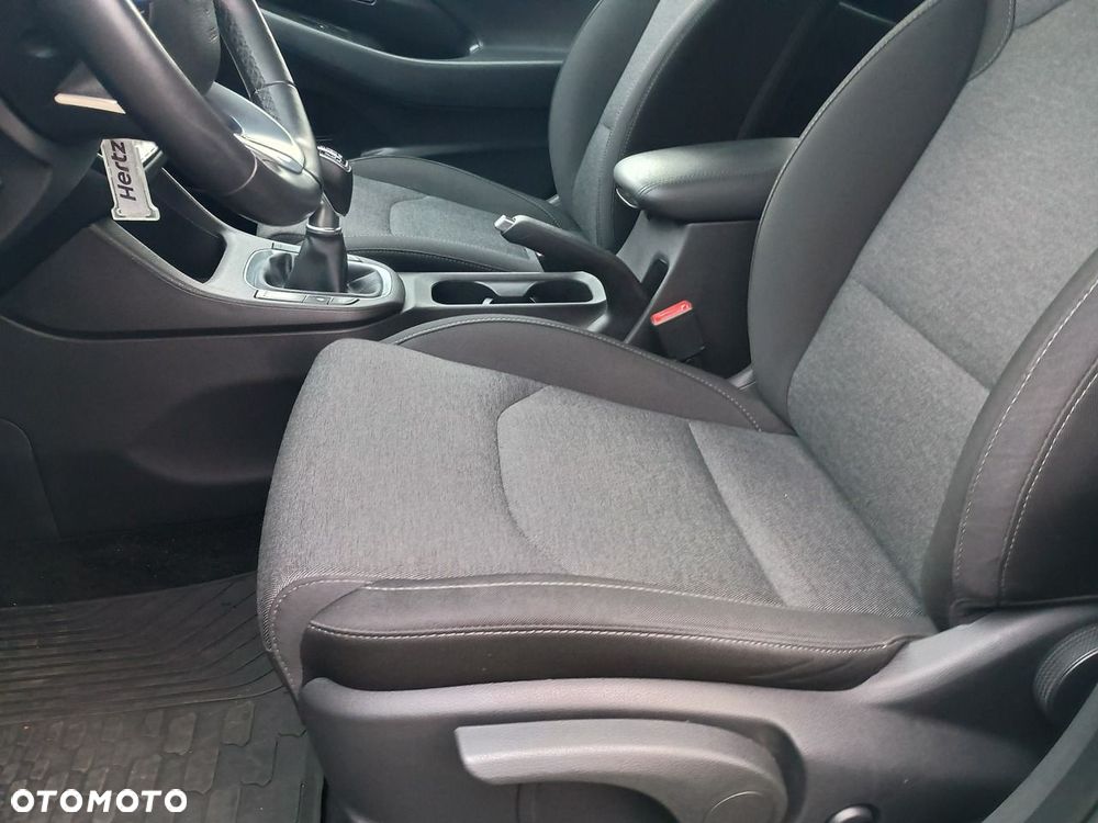 Hyundai i30 1.5 T-GDI 48V Smart - 12