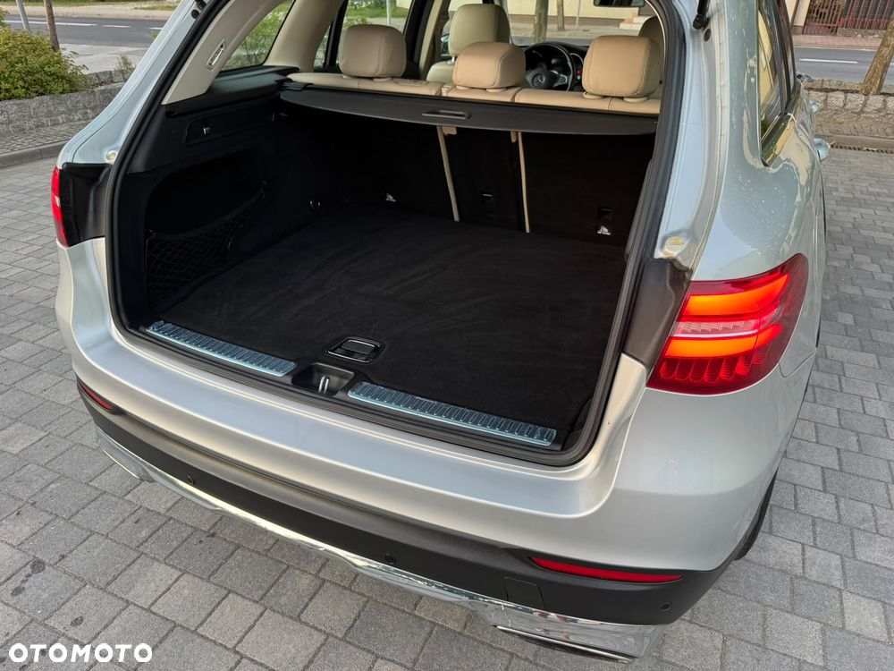 Mercedes-Benz GLC 250 4-Matic - 16