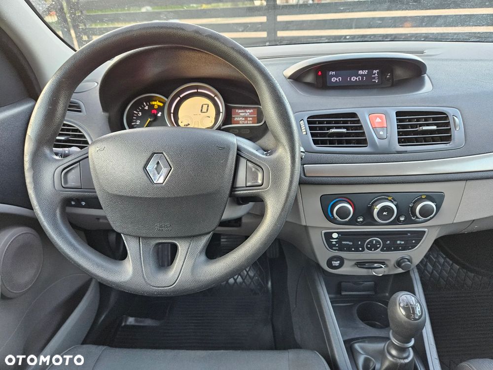 Renault Megane 1.5 dCi Expression - 21
