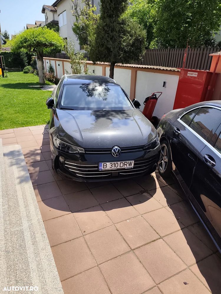 Volkswagen Passat 2.0 TDI DSG Comfortline - 9