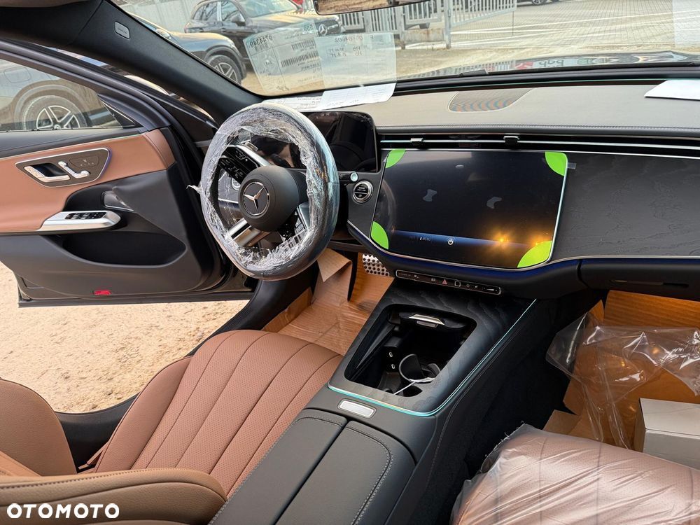 Mercedes-Benz Klasa E 220 d mHEV 4-Matic AMG 9G-Tronic - 10