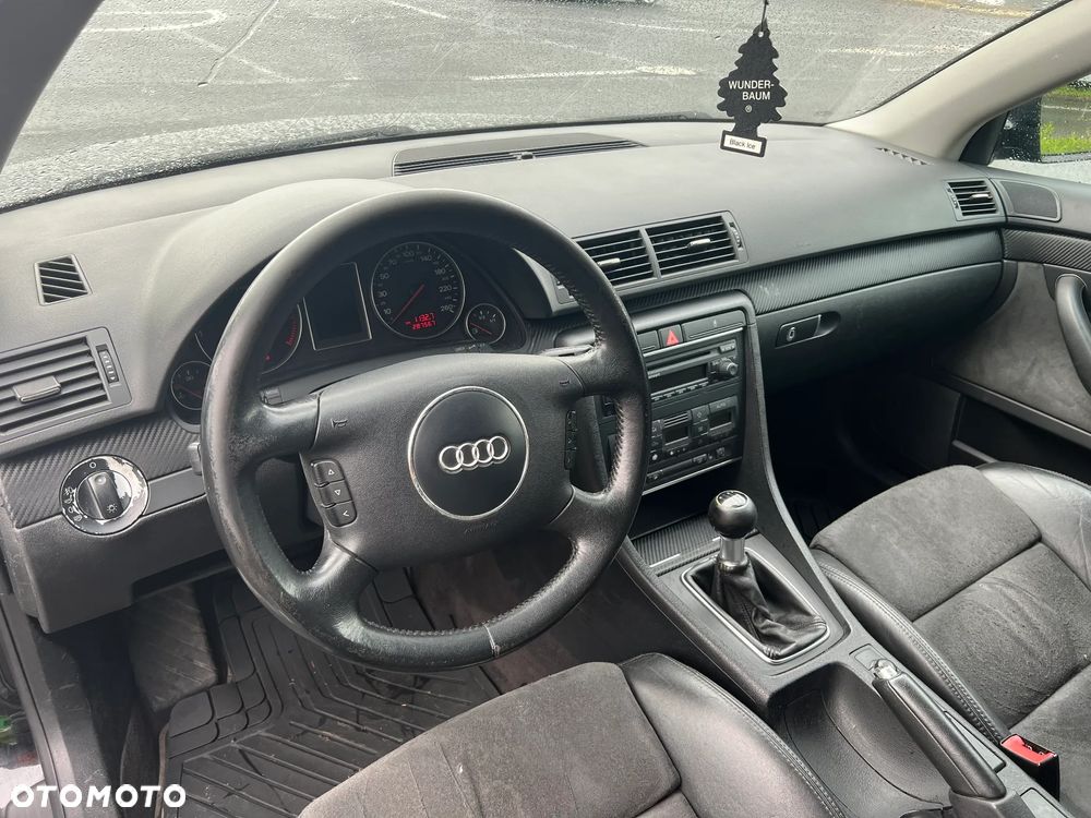 Audi A4 Avant 1.8T - 8
