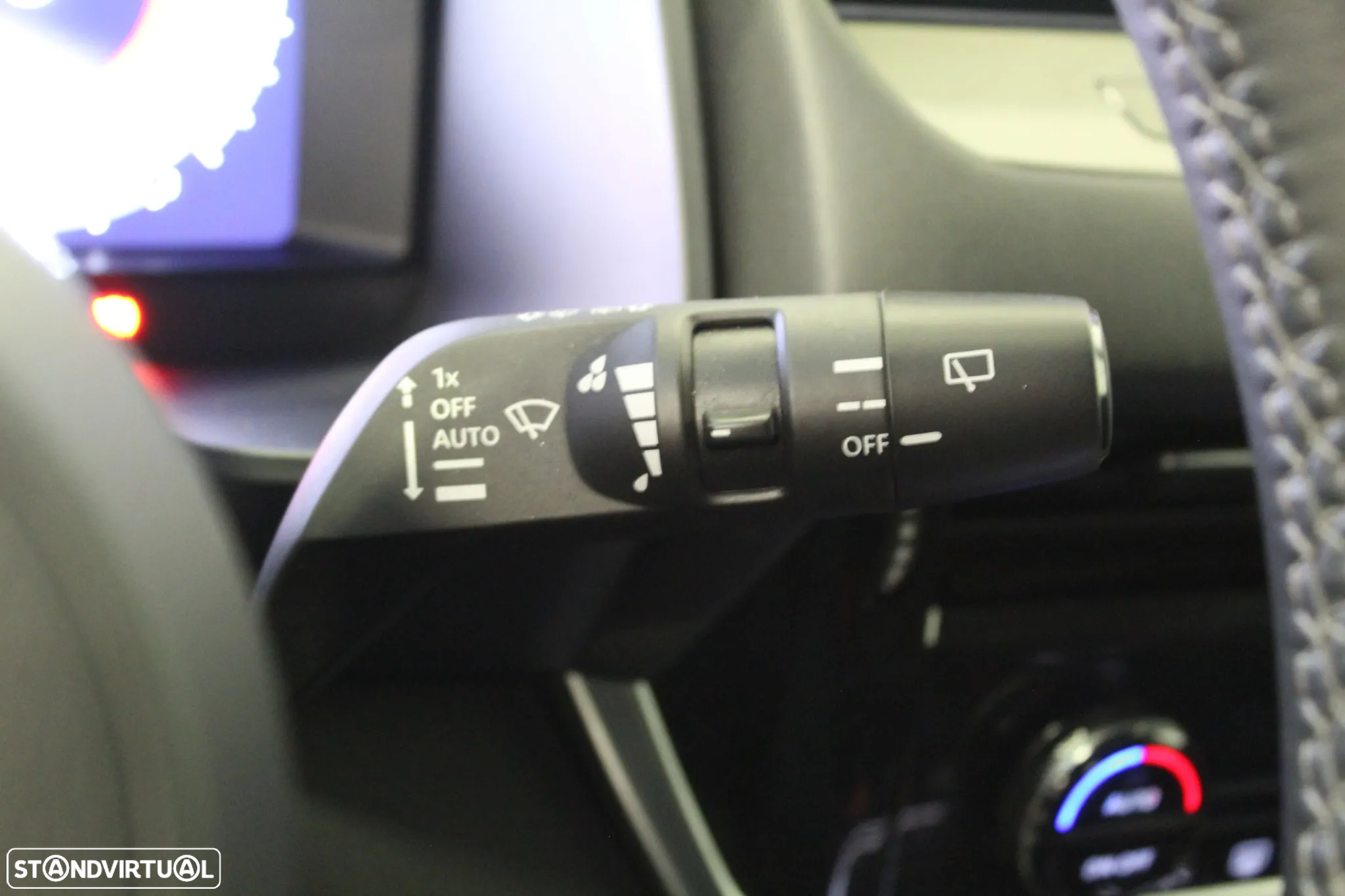 Nissan Qashqai 1.3 DIG-T N-Connecta - 17