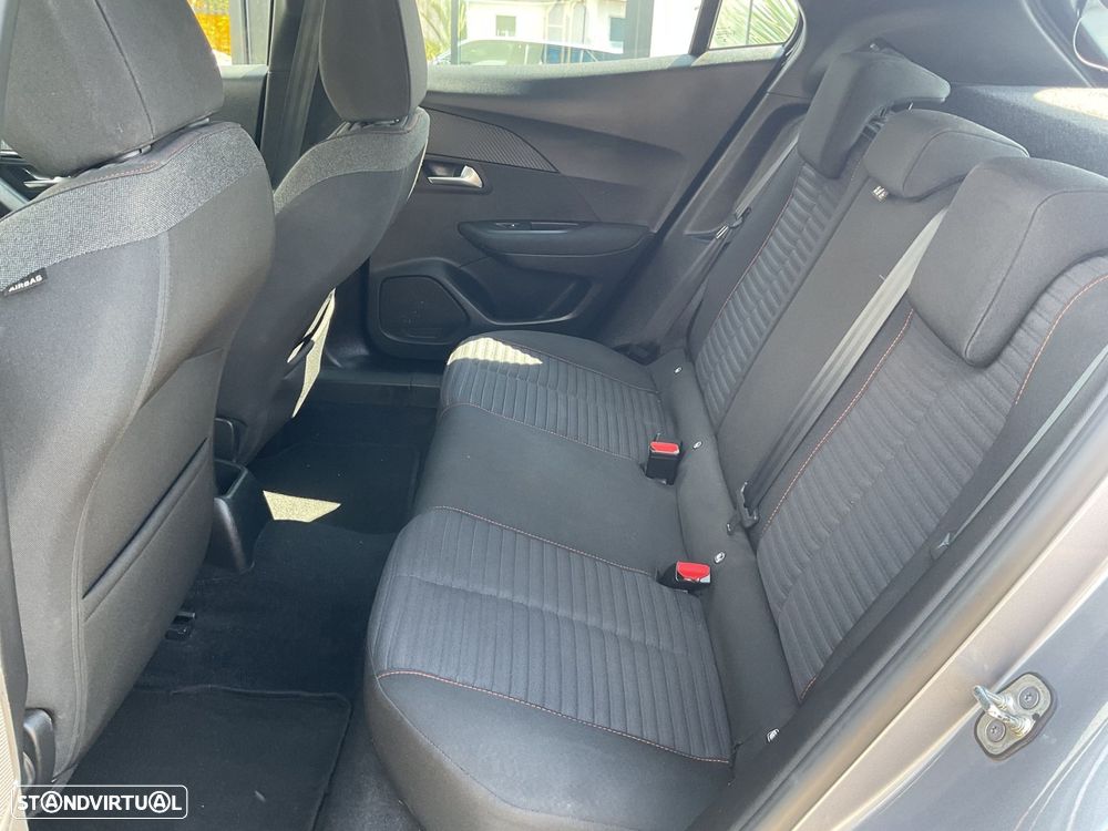 Peugeot 2008 1.2 PureTech Active - 33