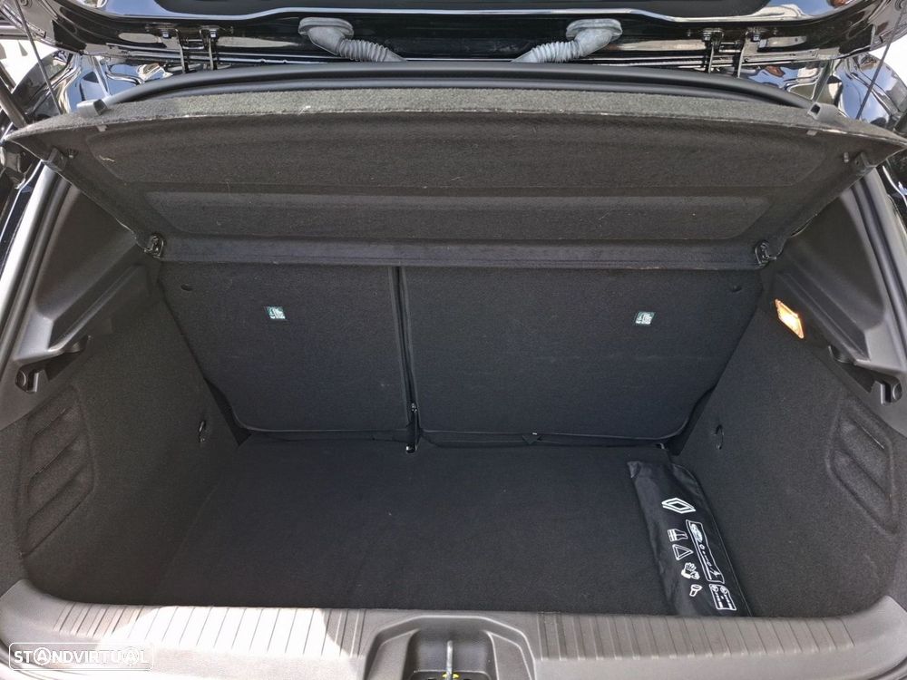 Renault Clio 1.0 TCe Techno - 24