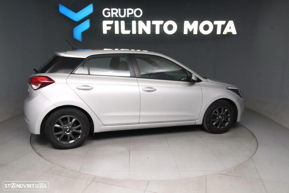 Hyundai i20 1.2 Access+Bluetooth 119g - 2