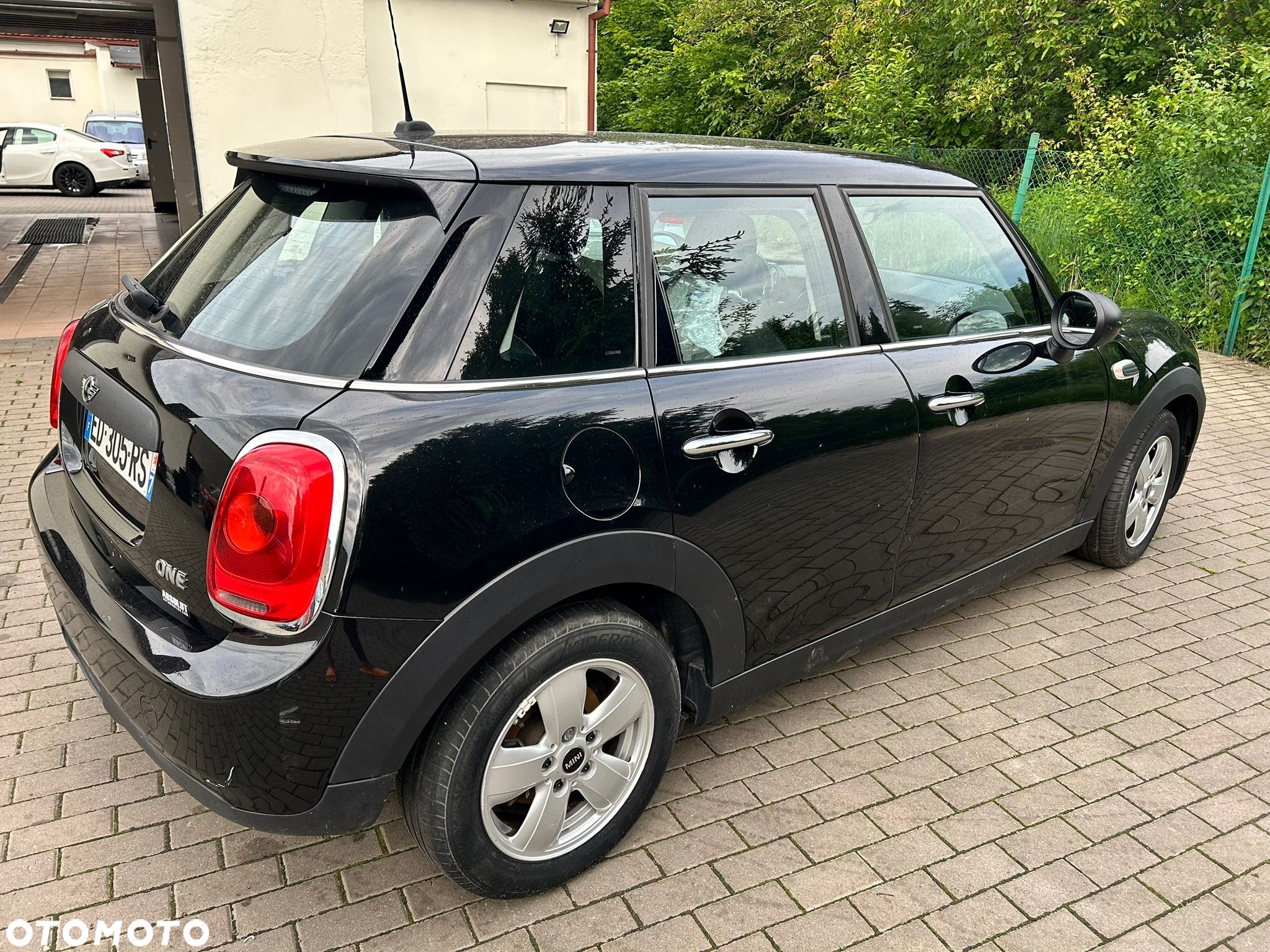 MINI ONE Standard - 7