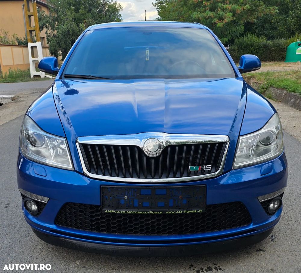 Skoda Octavia 2.0 FSI Turbo RS - 2