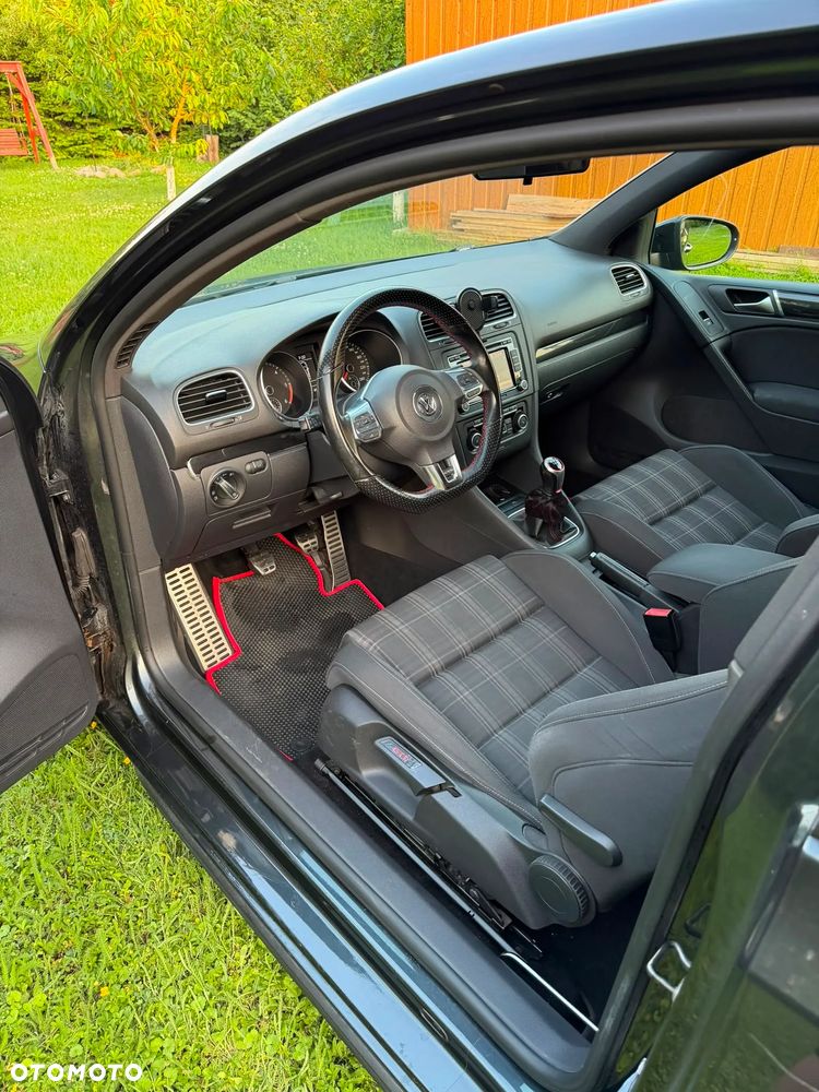 Volkswagen Golf 2.0 TDI GTD - 15