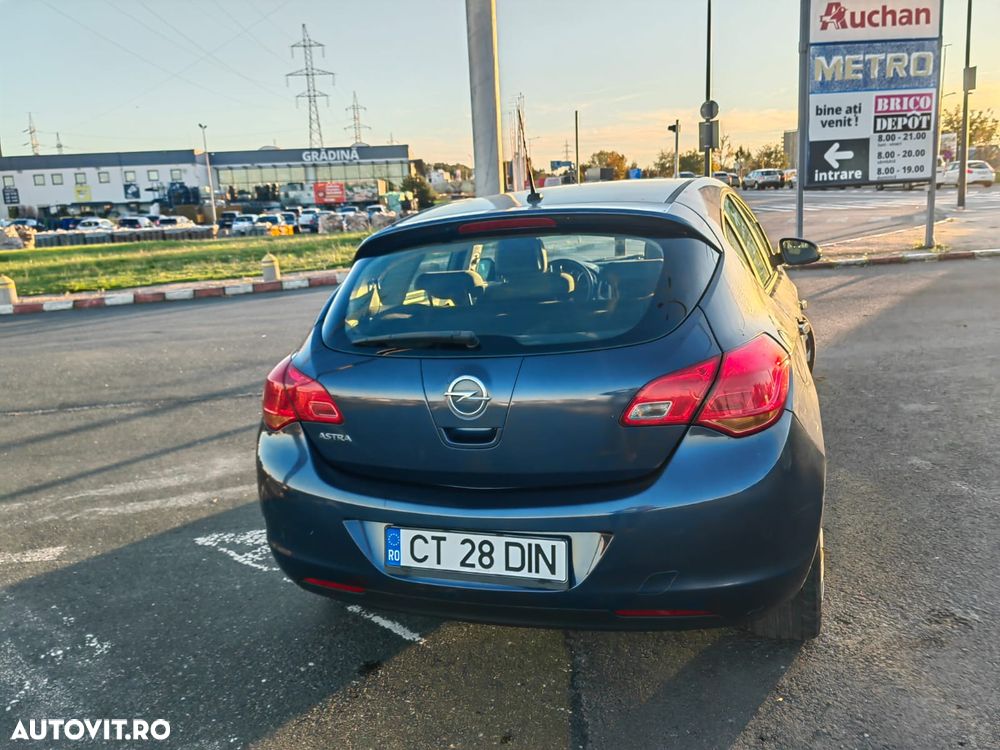 Opel Astra - 17