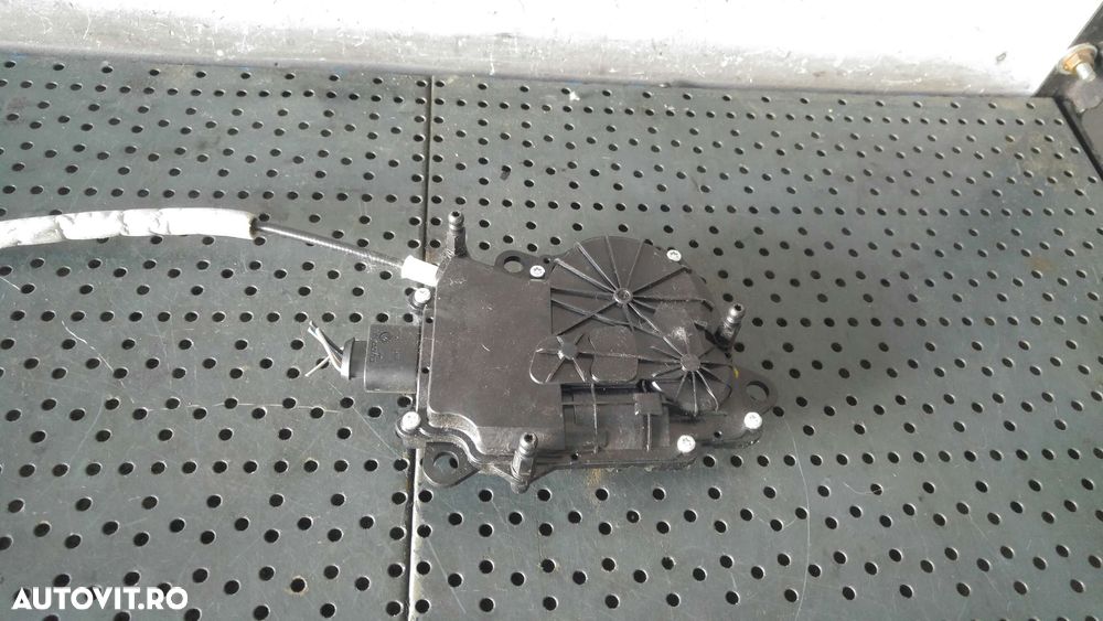 Modul motoras mecanism deschidere haion stanga land rover range rover 4 vogue l405 cpla404c10ca - 2