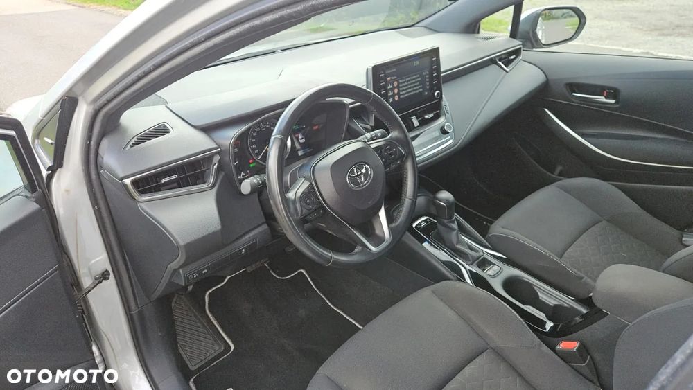 Toyota Corolla 1.8 Hybrid Business Edition - 8