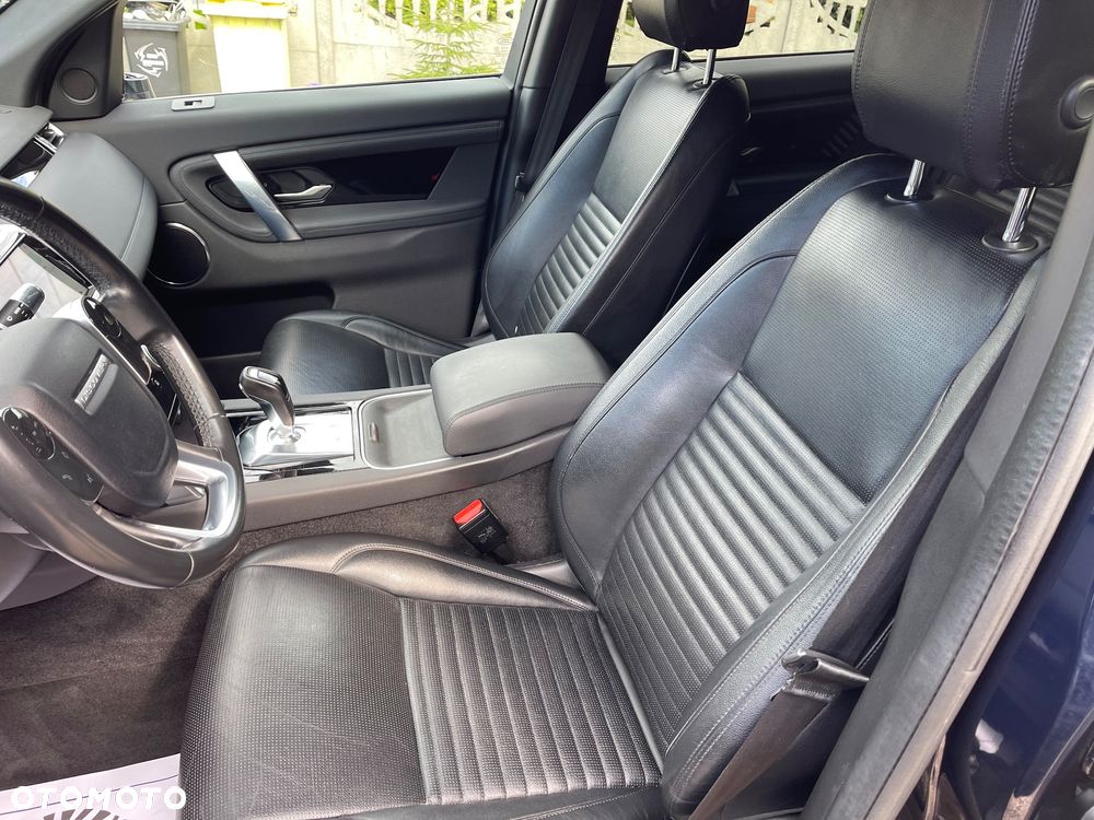 Land Rover Discovery Sport 2.0 D180 R-Dynamic HSE - 25