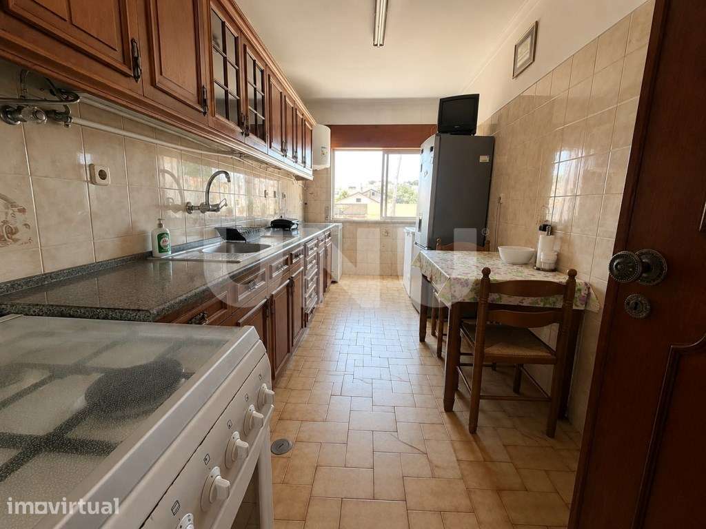 Apartamento T2 com Marquise | 63 m² | Pinhal de Frades - Grande imagem: 2/10