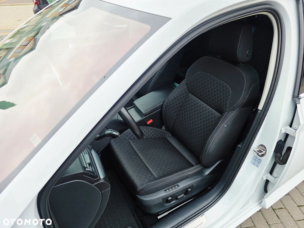 Skoda Superb Combi 1.6 TDI DSG Style - 26