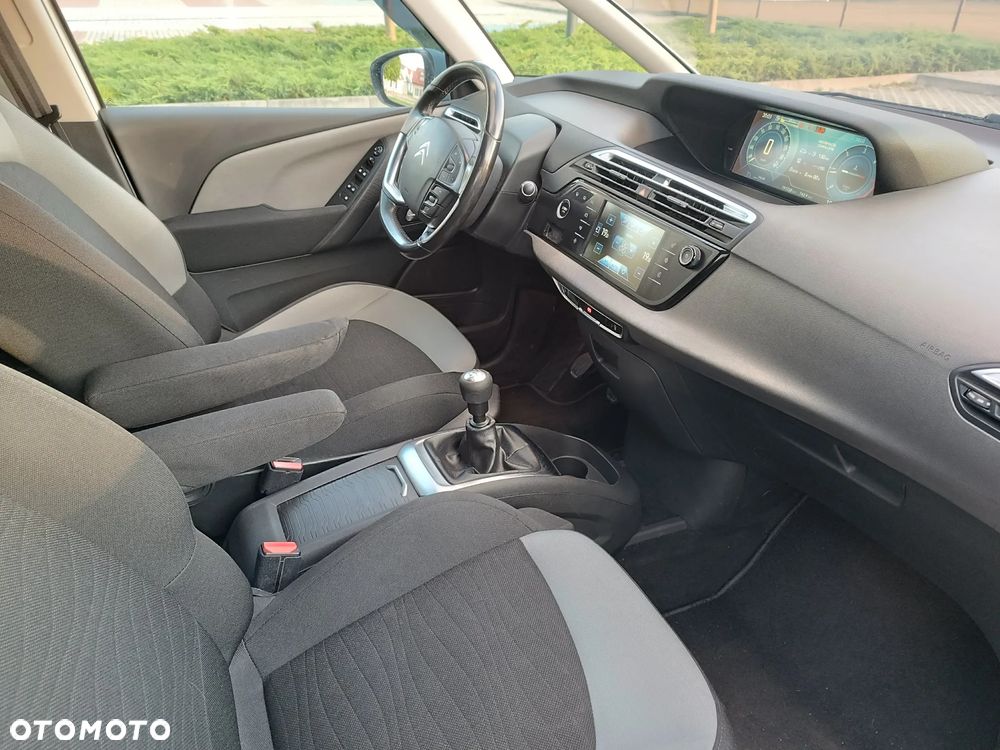 Citroën C4 Picasso - 12
