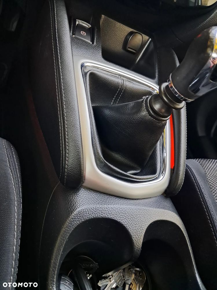 Nissan Qashqai - 15