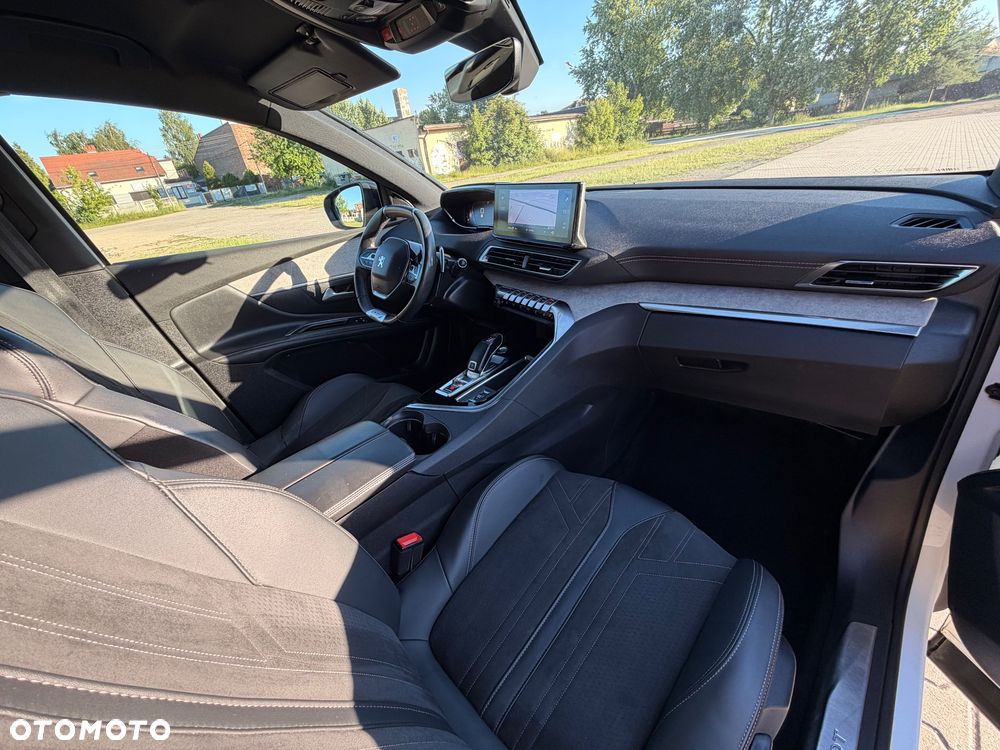 Peugeot 5008 BlueHDi 130 EAT8 GT - 10