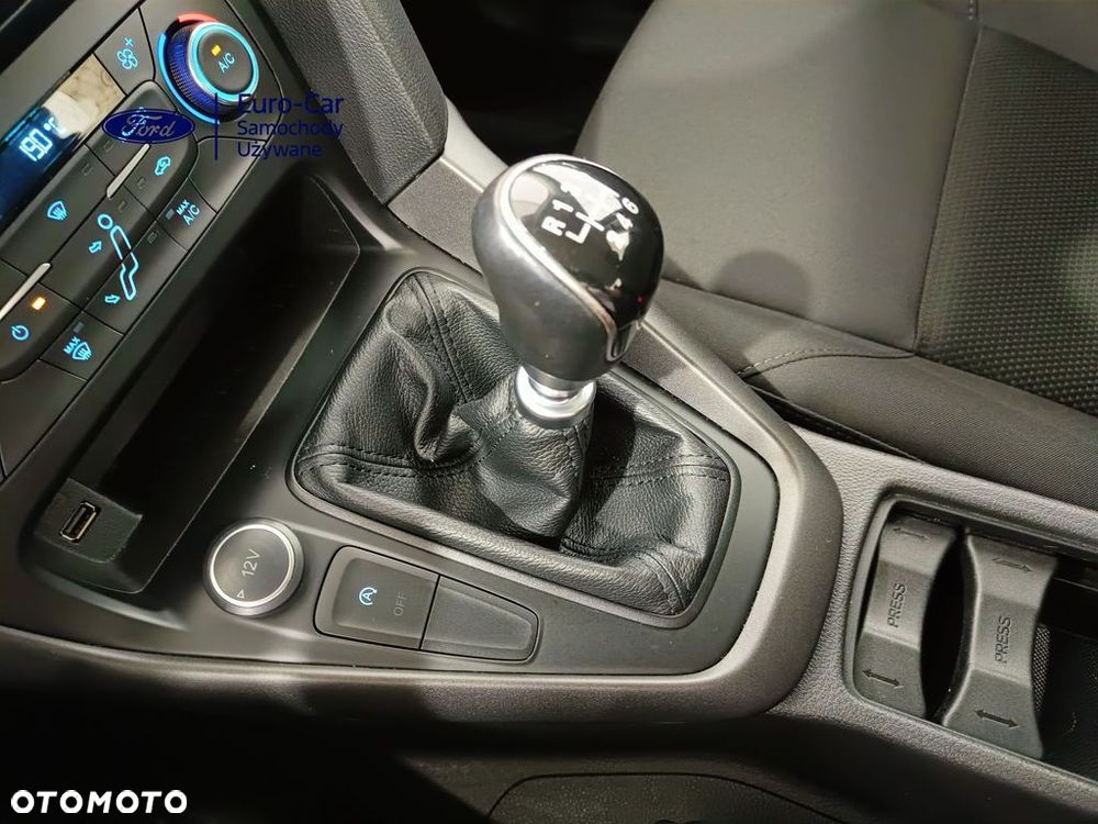 Ford Focus 1.5 TDCi SYNC Edition ASS - 24