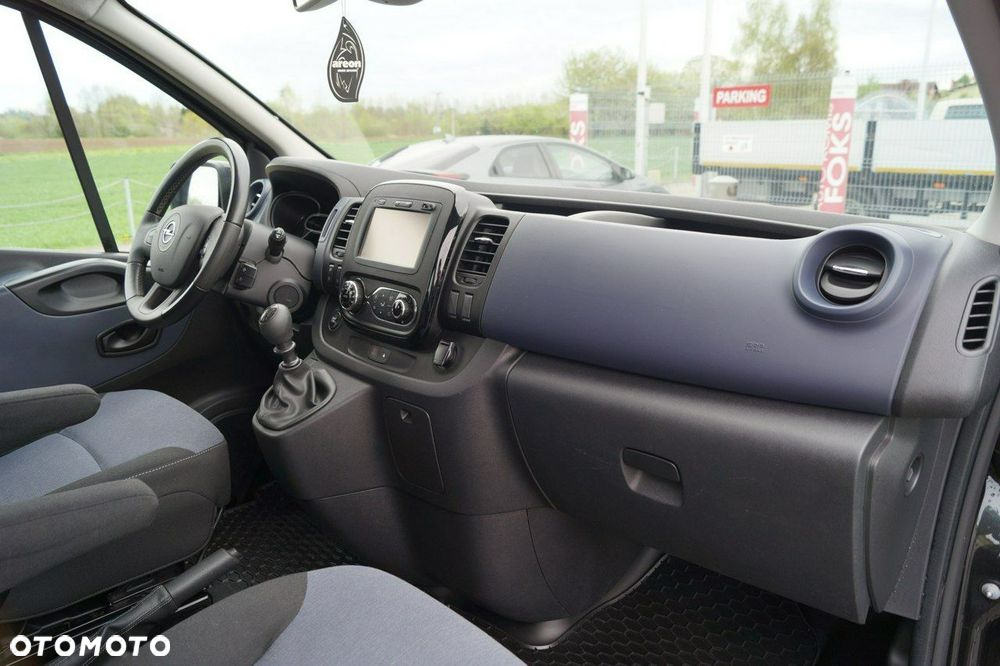 Opel Vivaro - 13