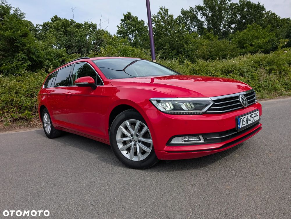 Volkswagen Passat 1.6 TDI SCR DSG Comfortline - 15