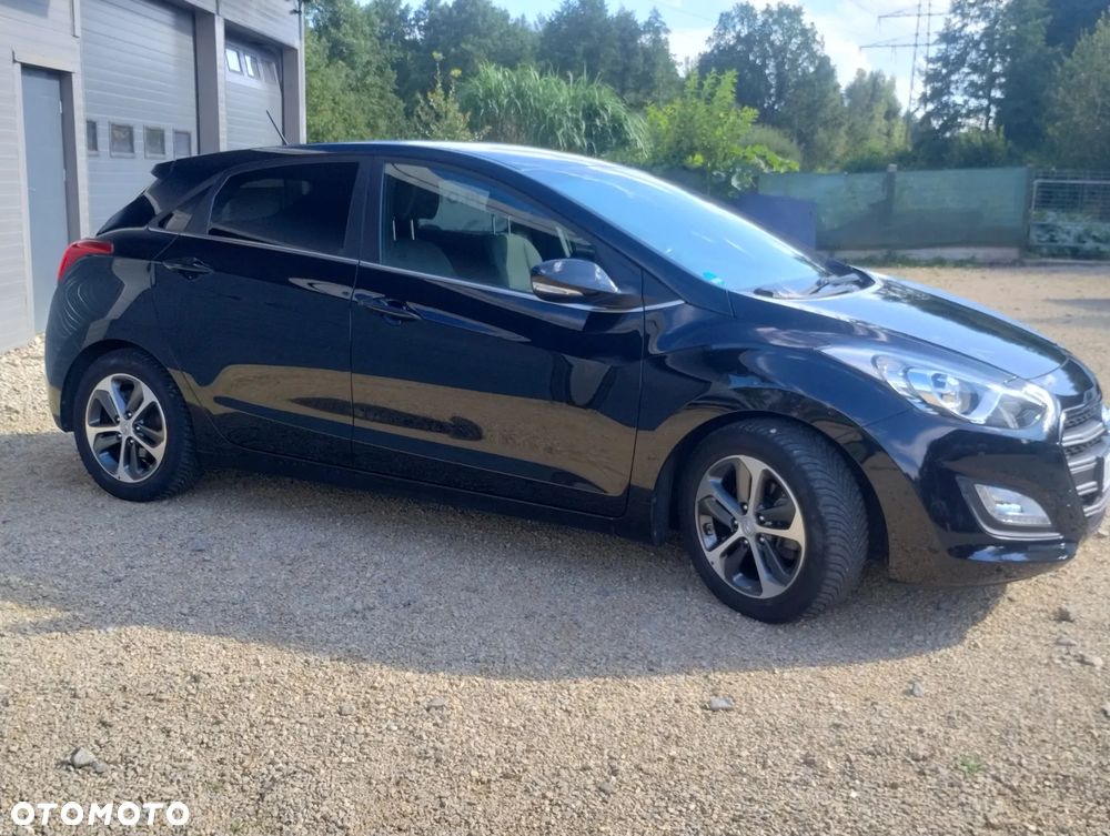 Hyundai i30 1.4 Passion - 11