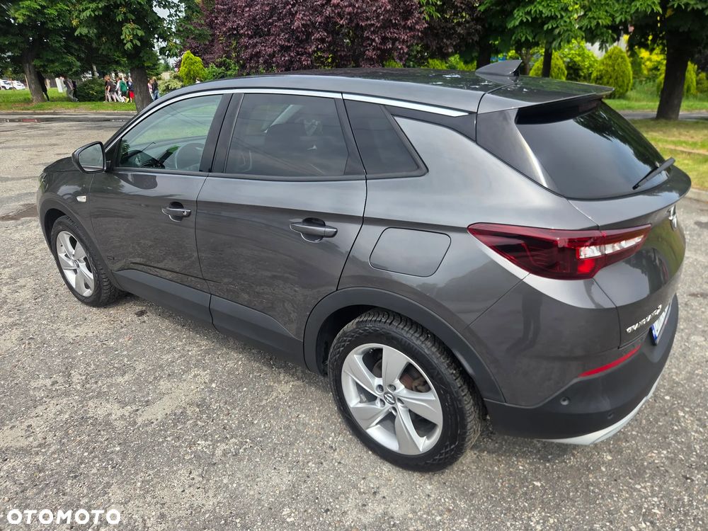 Opel Grandland X 1.6 DI Start/Stop Business Elegance - 11