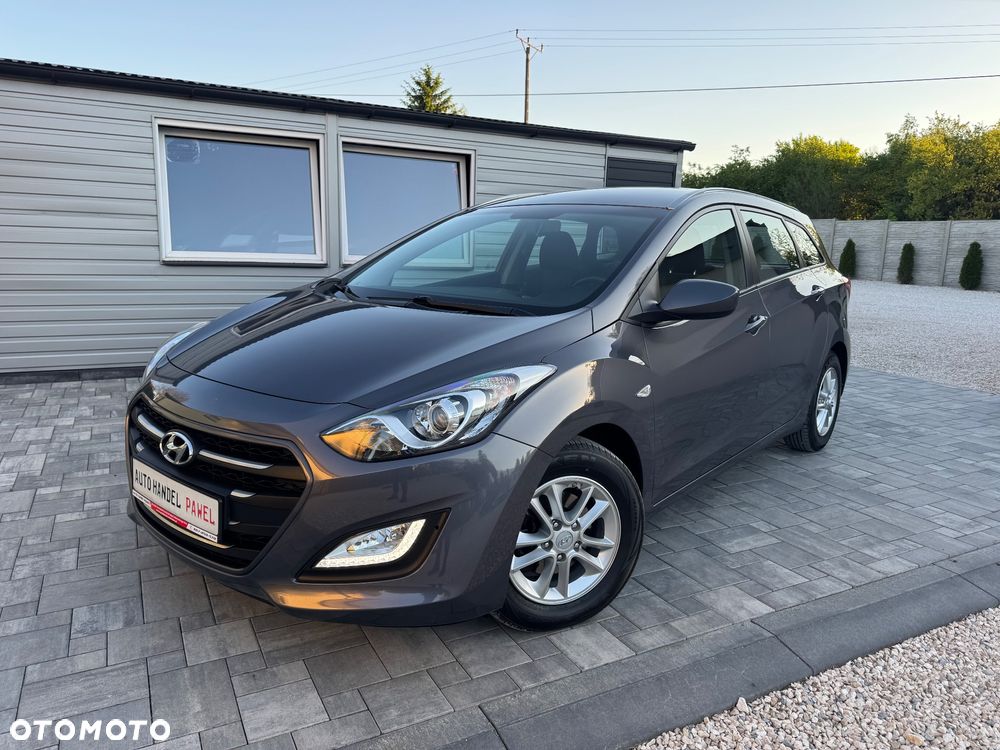 Hyundai i30 1.6 Comfort - 1