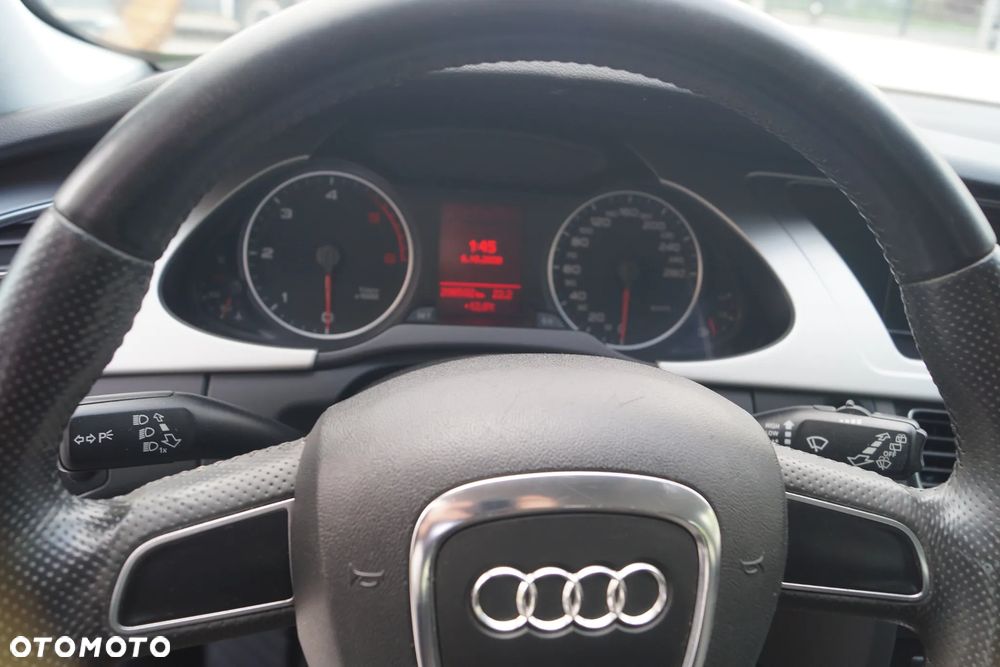 Audi A4 Avant 2.0 TDI DPF Ambition - 13