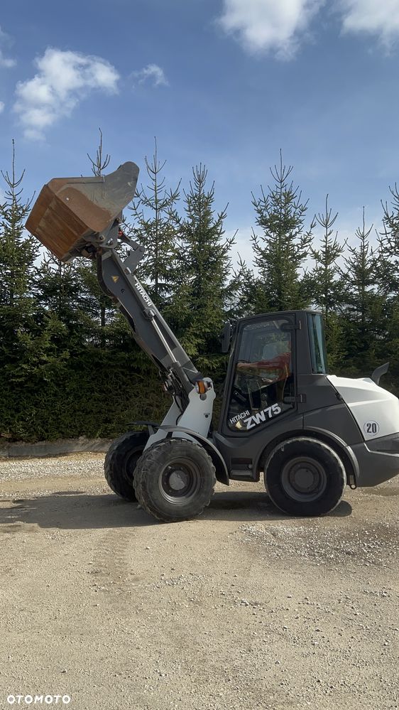 Hitachi ŁADOWARKA HITACHI ZW75 szybkozłącze hydr. Łyżka widły Cat 906 907 908 Deutz Volvo Liebherr Zw 75 5ton szybka jazda! MECALAC Jcb - 9