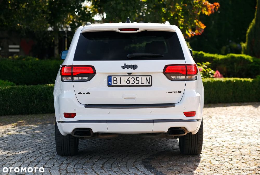 Jeep Grand Cherokee - 8