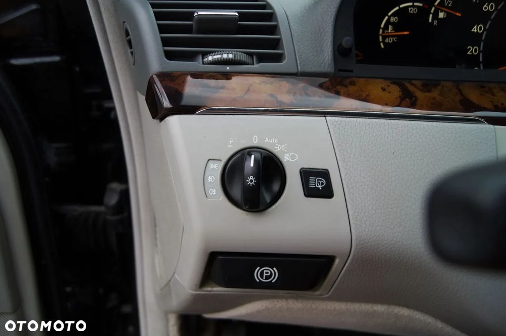 Mercedes-Benz Klasa S 500 L 4-Matic - 23