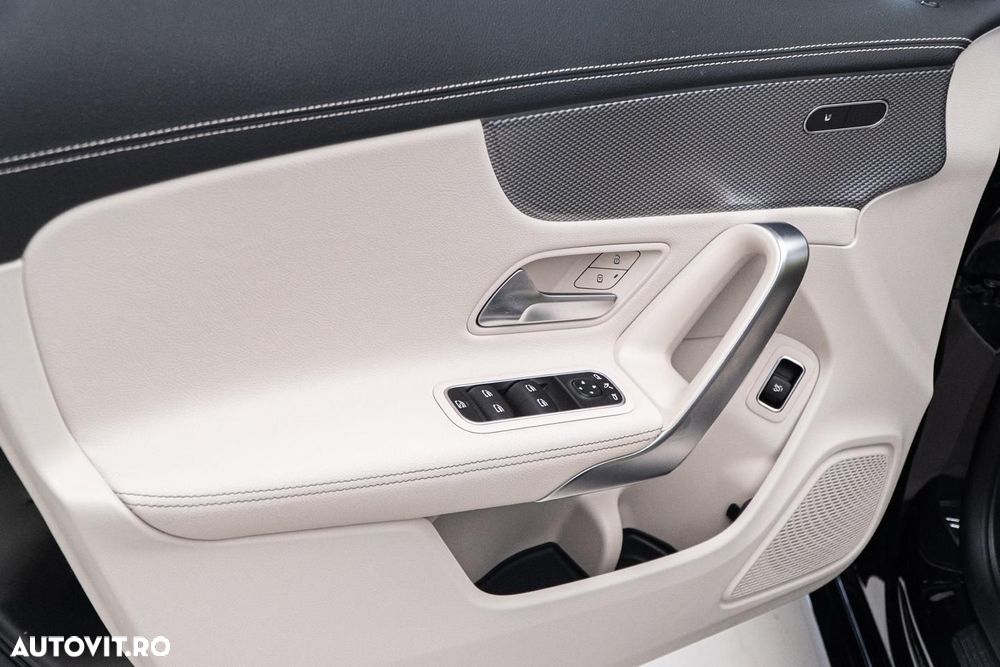 Mercedes-Benz CLA 180 7G-DCT Progressive - 26