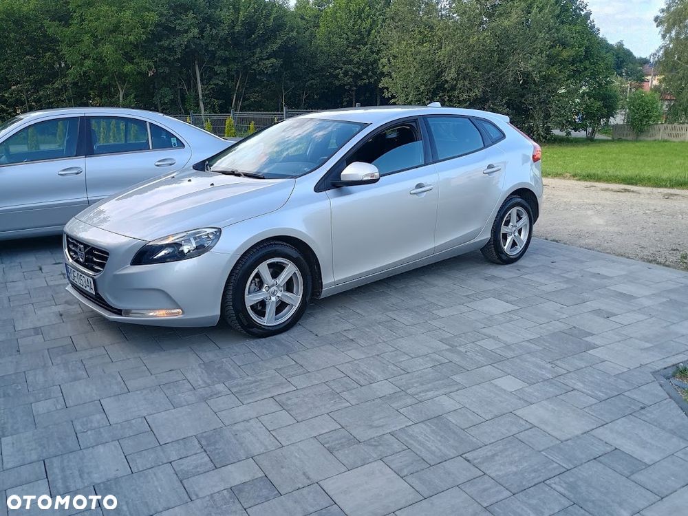 Volvo V40 D2 Drive-E Kinetic - 1
