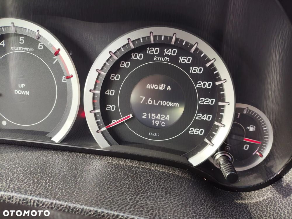 Honda Accord 2.0 Comfort - 8
