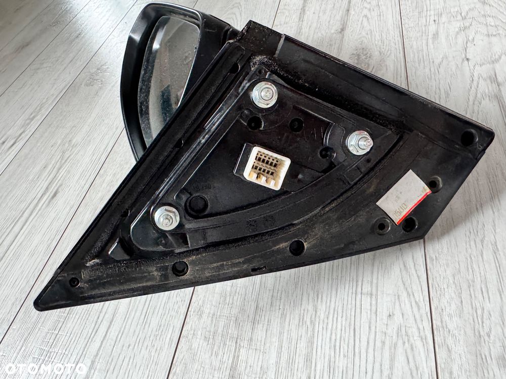 KIA STONIC UD LUSTERKO PRAWE 5 PIN EUROPA - 3