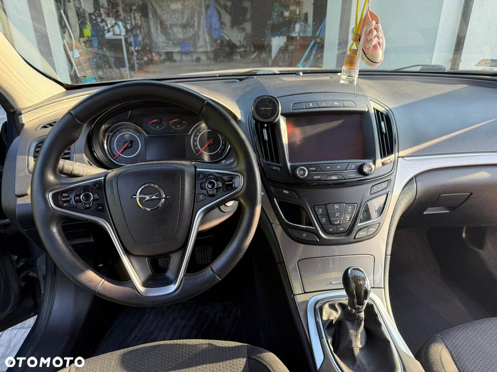Opel Insignia - 14
