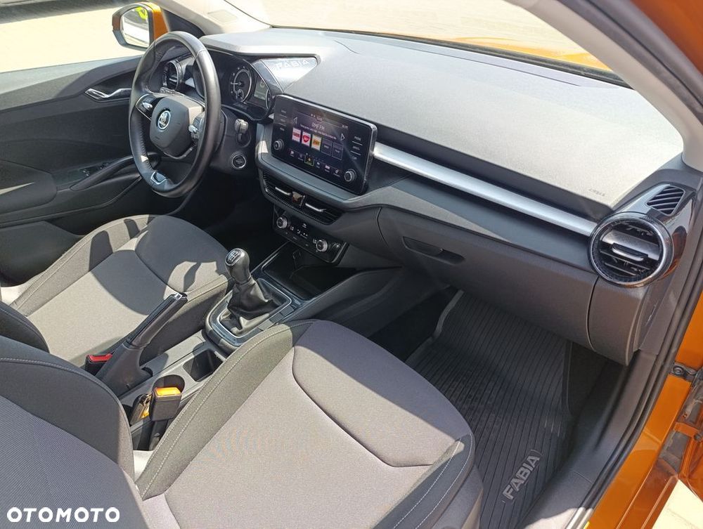 Skoda Fabia 1.0 TSI Ambition - 19