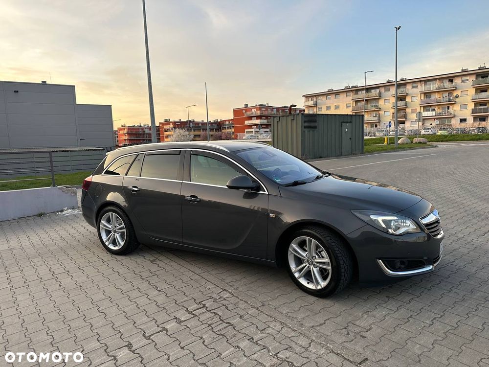 Opel Insignia - 2