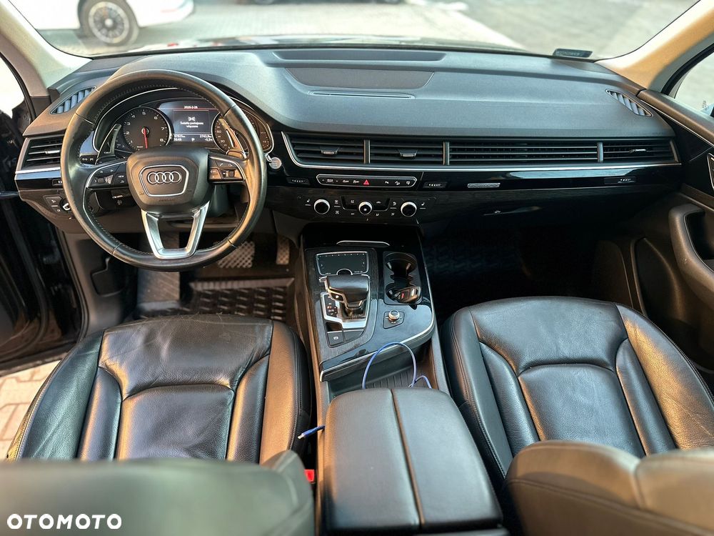 Audi Q7 - 10