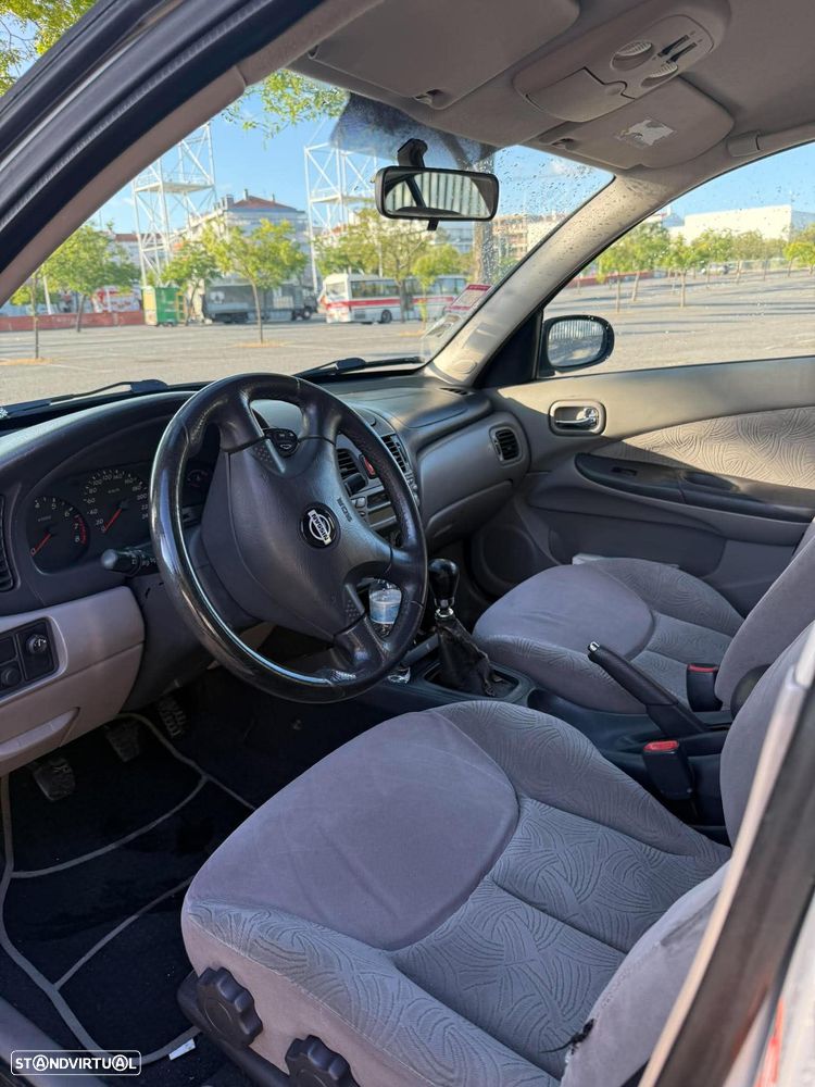 Nissan Almera 1.5 Comfort ABS+AC - 17