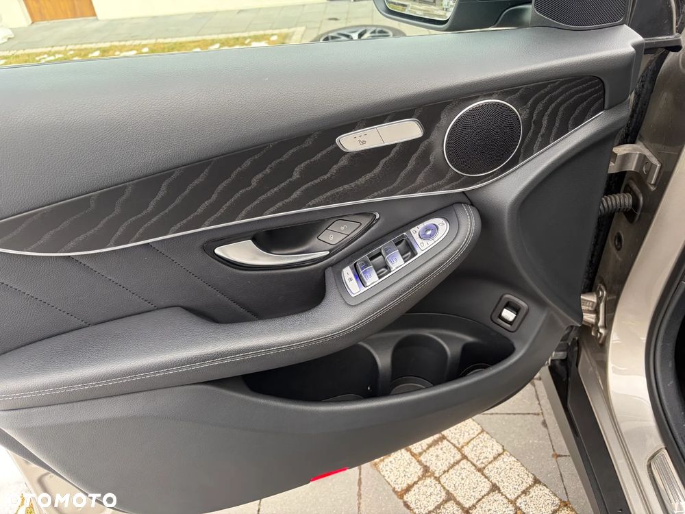 Mercedes-Benz GLC 200 d 4-Matic Business Edition - 21