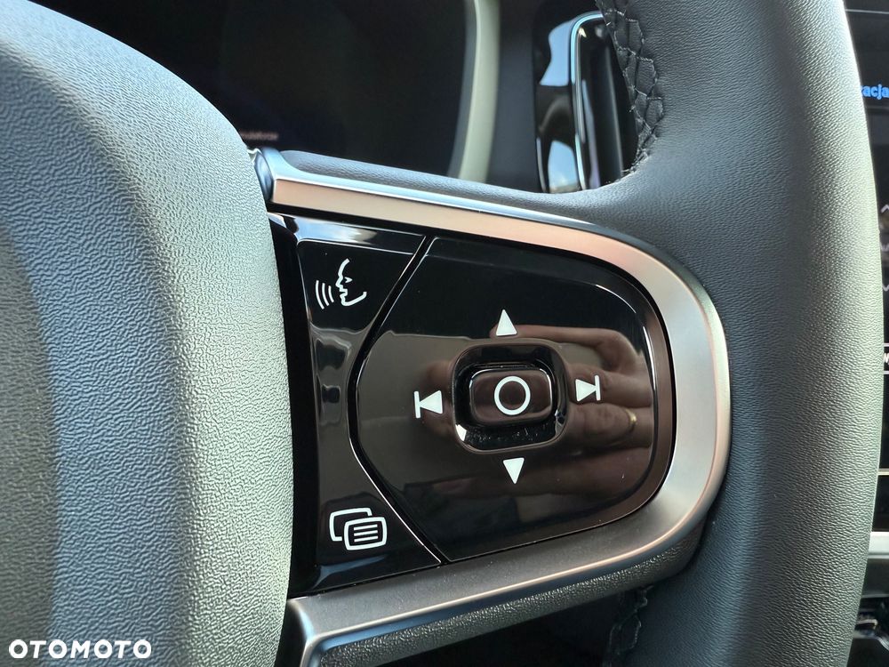 Volvo V60 T6 AWD Plug-In Hybrid Plus Dark - 23