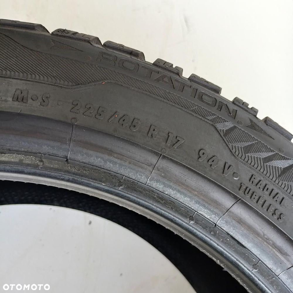 Opona 225/45/17 Uniroyal MS Plus 77 (H680) - 4