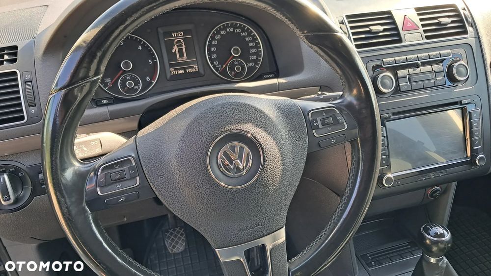 Volkswagen Touran 1.6 TDI DPF Trendline Perfectline - 19