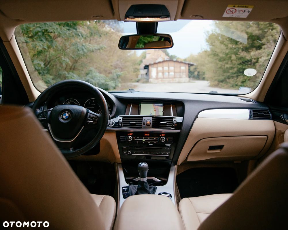 BMW X3 xDrive20d - 23
