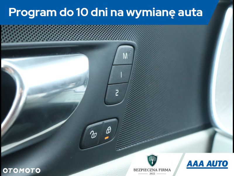 Volvo XC 60 - 19
