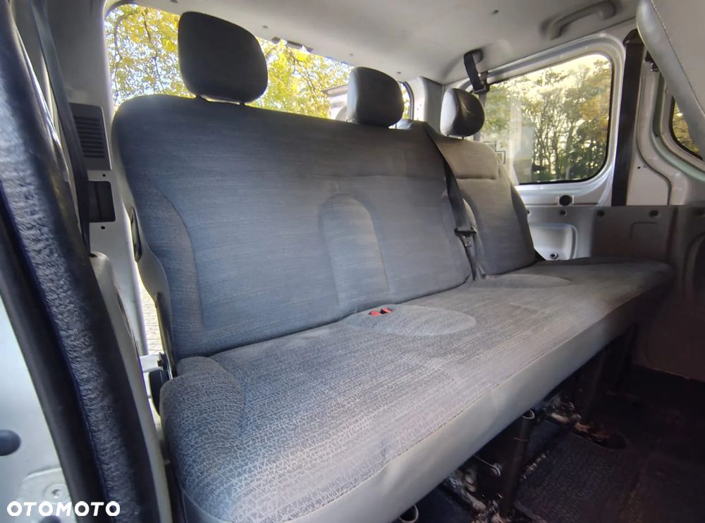 Renault Trafic - 13