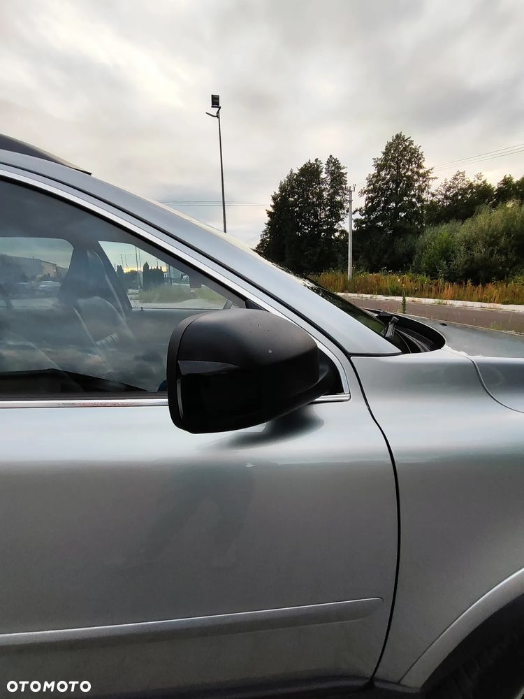 Volvo XC 90 - 25